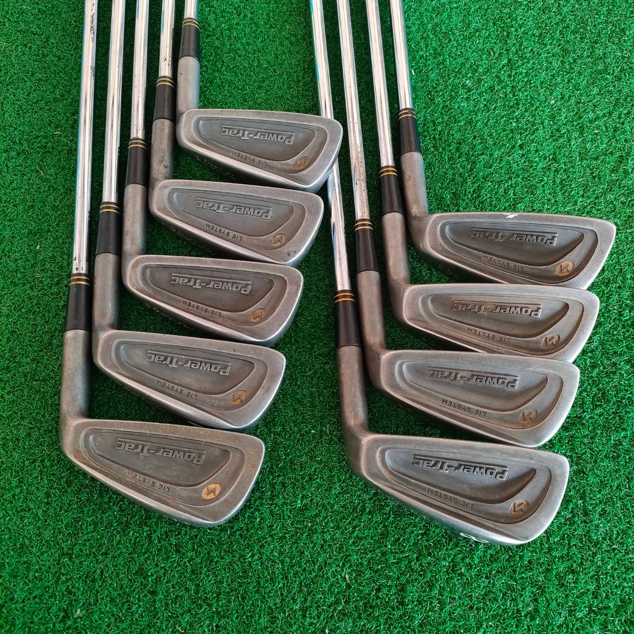 ชุดเหล็ก VANTAGE POWER-TRAC มีเหล็ก 3-9 PW SW ก้านเหล็ก สภาพสวยเดิมๆ ตีลูกออกแนวพุ่ง ตีไม่ยาก สปินดีมากๆครับ แม่นกรีน