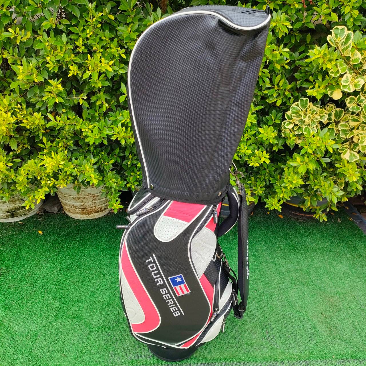 ถุงกอล์ฟเด็ก U.S.KIDS GOLF TOUR SERIES ของใหม่!! ปากถุง 7 นิ้ว ความสูงของถุงกอล์ฟ 31 นิ้ว ถุงกอล์ฟที่ดีที่สุดสำหรับเยาชน มือหนึ่ง ของแท้ BY NakaraLuxurious