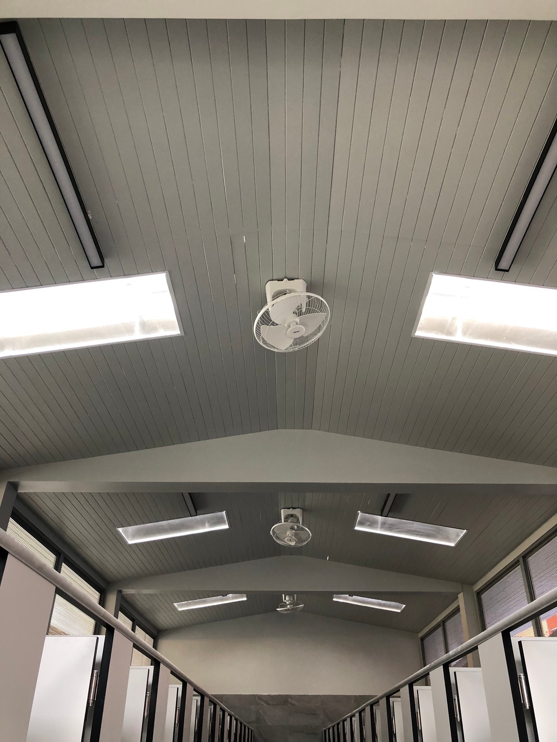 รร.ฤทธิยะวรรณาลัย(ดอนเมือง) งานสร้างห้องน้ำ45ห้อง