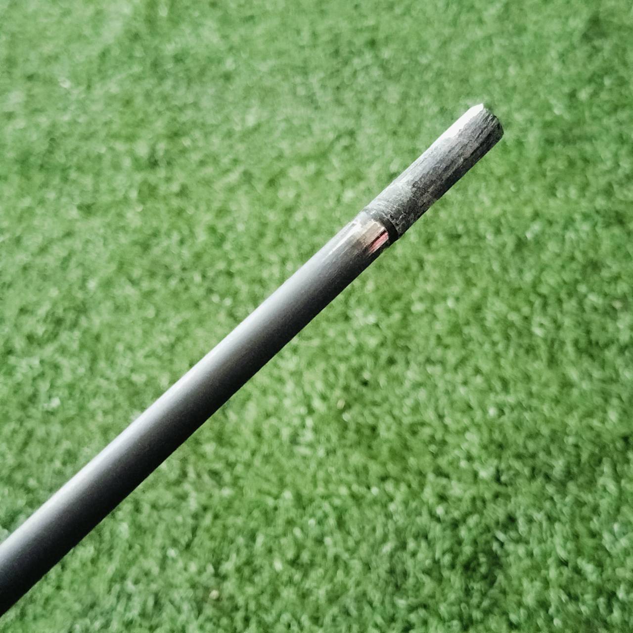 ** มีตำหนิปลายก้านลอก ** ก้าน BASSARA 43 X5ct FLEX R ความยาวเฉพาะก้าน 44.5 นิ้ว ก้านดีมาก เบามาก ติดกริพ PXG มา ของใหม่แพงมาก!!! ก้านไม้กอล์ฟพรีเมี่ยมมือสอง ของแท้ By NakaraLuxurious