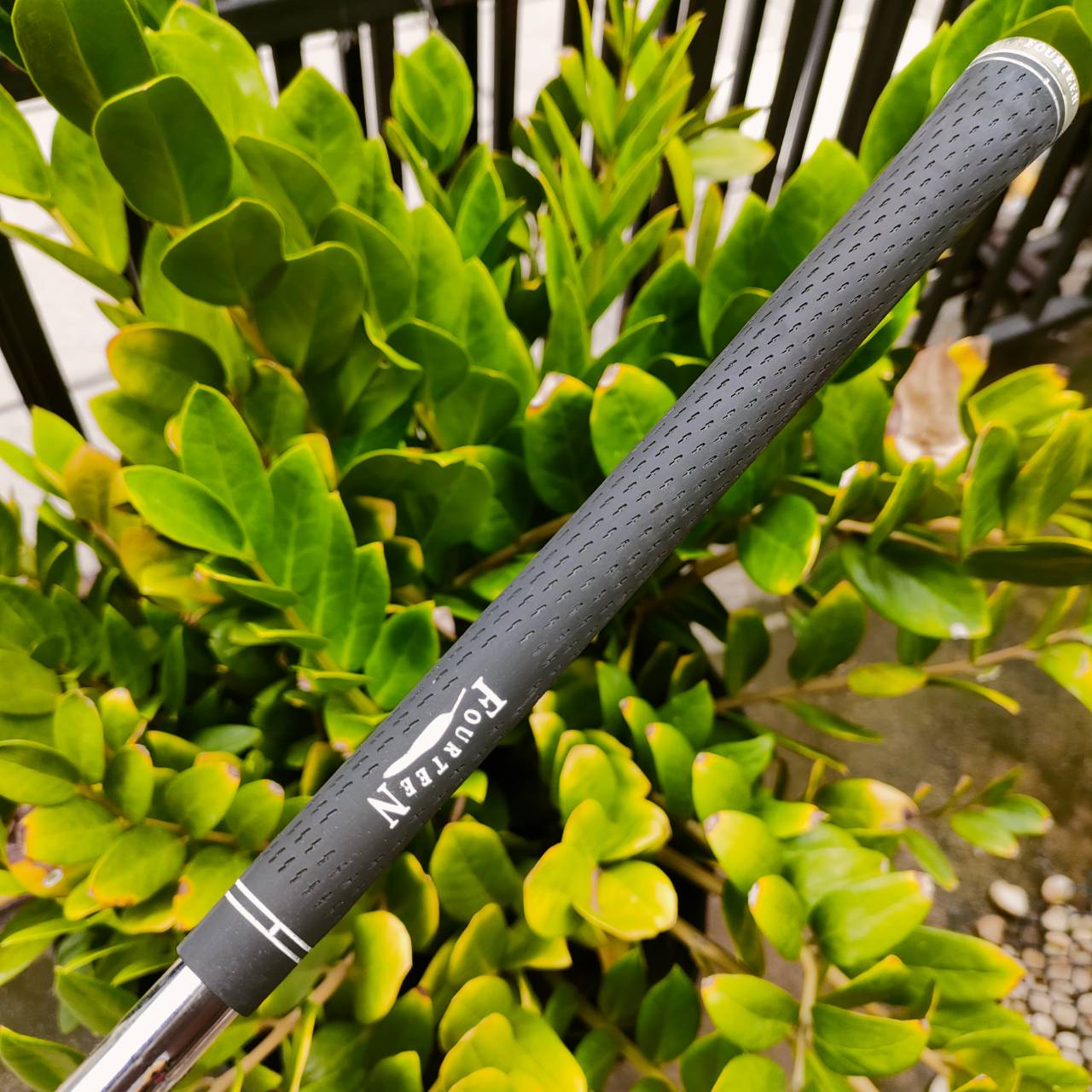 WEDGE FOURTEEN MT28 V4 องศา 56 BOUNCE 12 ก้าน DYNAMIC GOLD WEDGE FLEX ฟีลลิ่งเน้นๆ สปินจัดกว่าเดิมมาก ตกหยุดมาก แม่นยำ พลาดไม่ได้!!! ไม้กอล์ฟพรีเมี่ยมมือสอง ของแท้ By NakaraLuxurious