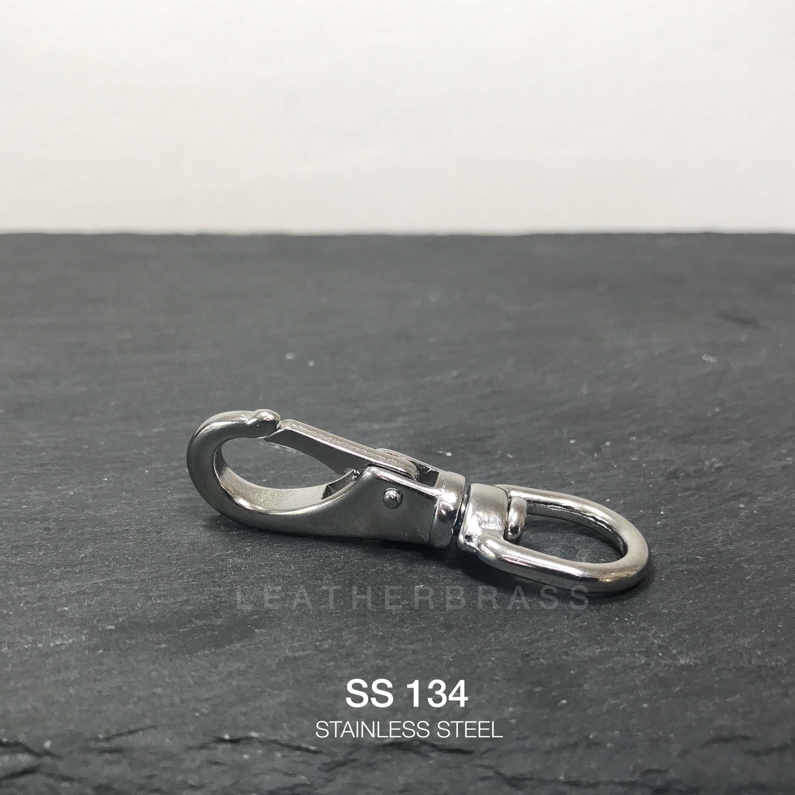 SS134 ตะขอพวงกุญแจ สเตนเลส แบบโมเดิร์น อุปกรณ์เดินป่า **ราคาต่อชิ้น** อุปกรณ์งานหนัง leatherbrass