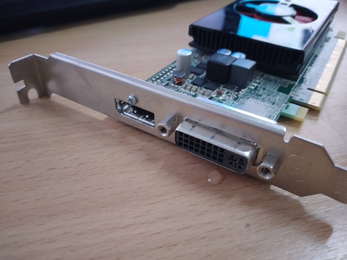 ATI Radeon HD8570 Graphics Video Card High Profile 1GB