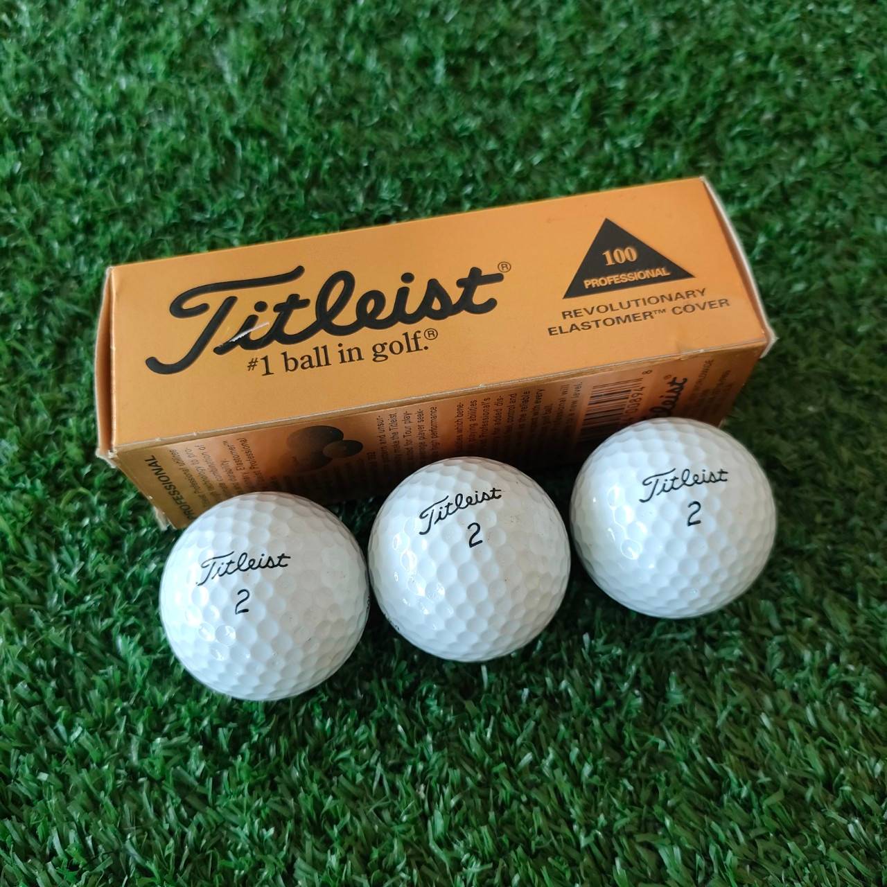 ลูกกอล์ฟ TITLEIST 1 หลอด มี 3 ลูก