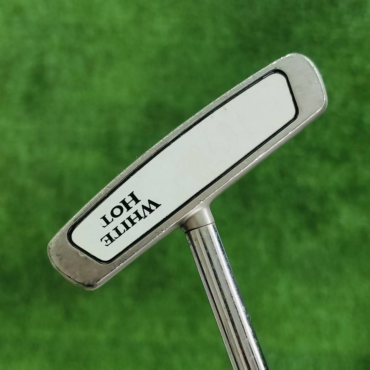 PUTTER ODYSSEY WHITE HOT #5 เป็นก้านแบบ CENTER ยาว 34 นิ้ว สภาพสวยเดิมๆเลยค่ะ ไม้กอล์ฟพรีเมี่ยมมือสอง ของแท้ By NakaraLuxurious