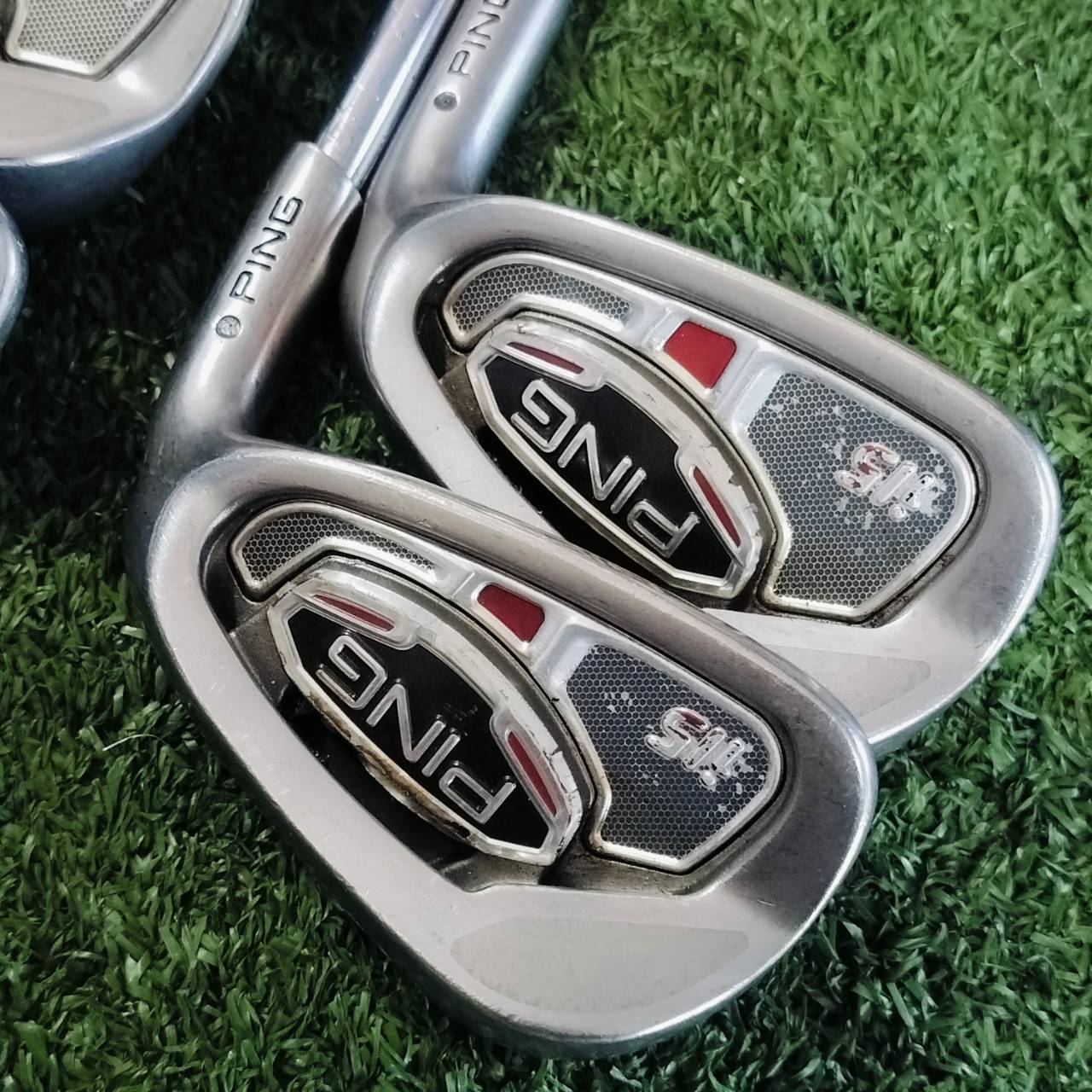 ชุดเหล็ก PING i15 สวยเดิม เหล็ก 6 7 8 9 และ PW ก้าน PROJECT X 6.0 ทั้งชุด!!! หน้าใบเหล็ก มี MILLED หน้าตะไบทุกชิ้น สปินจัดๆ ตกหยุดทุกเหล็ก ไม้กอล์ฟพรีเมี่ยมมือสอง ของแท้ By NakaraLuxurious