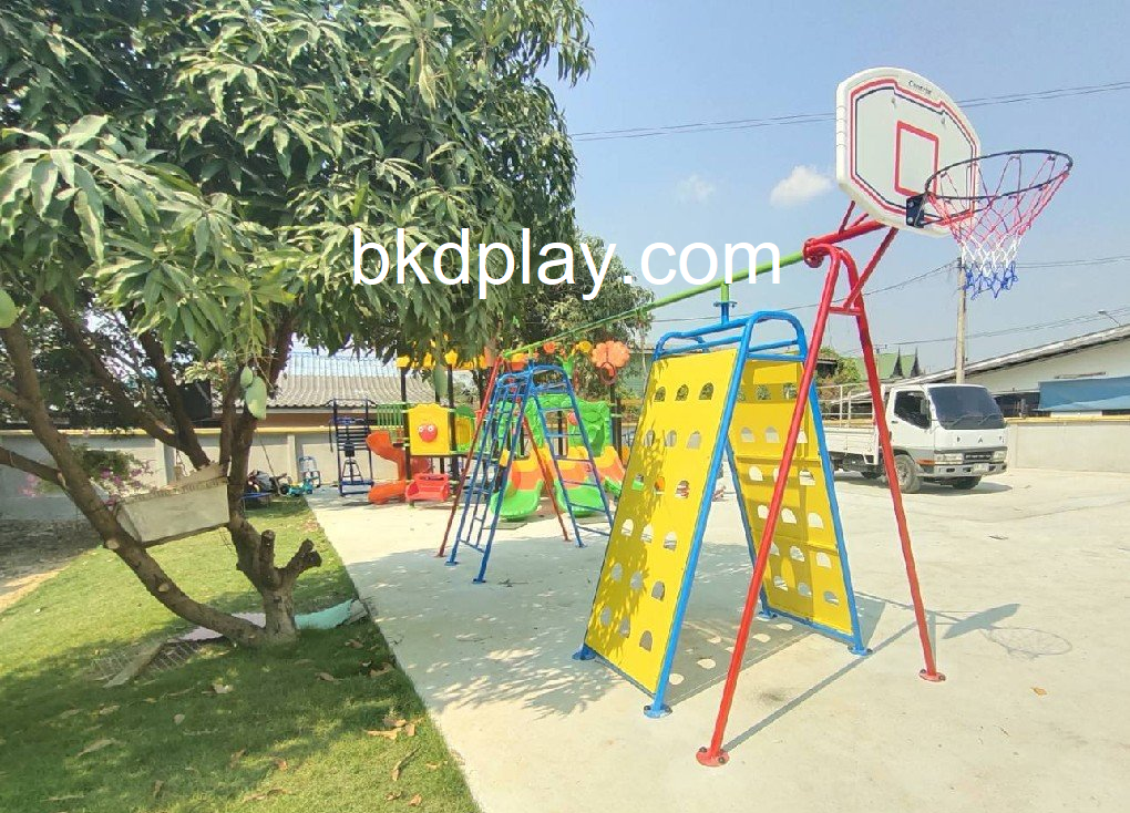 เครื่องเล่นสนาม กลางแจ้ง เหล็ก ชุดปีนป่าย รวมแป้น บาส3 Outdoor Playground, ราคาโรงงาน สั่งผลิต 10-20 วัน ขนาด 150x250x220 ซม.