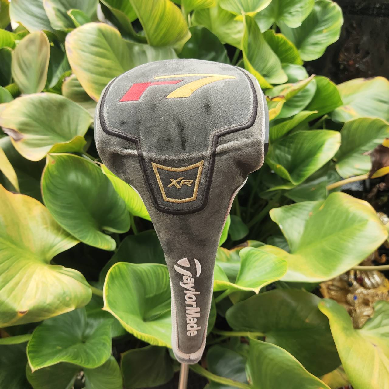 Driver Taylormade R7 XR เป็นรุ่นพรีเมี่ยมญี่ปุ่นของ Taylormade (JDM) ออกบบให้หน้าเด้ง ก้านเบา