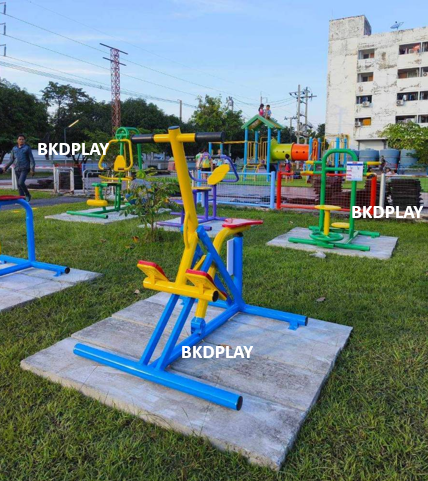 ชุดเครื่องออกกำลังกายกลางแจ้ง6รายการ โปร99,900 สนามกีฬา, เครื่องออกกำลังกายผู้ใหญ่, เครื่องออกกำลังกายสวนสาธารณะ หมู่บ้าน,Exercise equipment outdoor , OutdoorPlayground ,ราคาโรงงาน