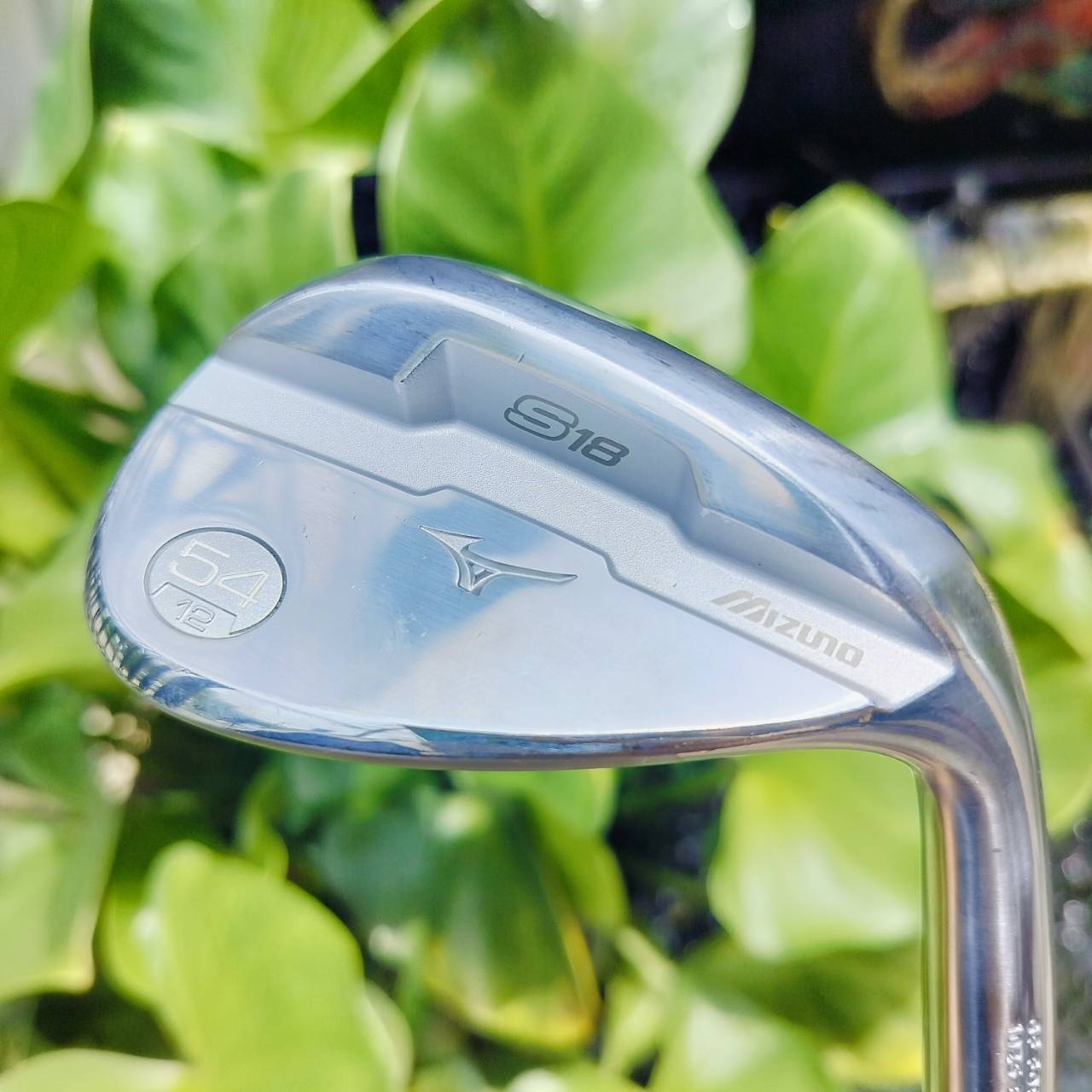 WEDGE MIZUNO S18 องศา 54 BOUNCE 12 ก้าน DG WEDGE FLEX วัสดุ Grain Flow Forging ก็กินขาดแล้วค่ะ หน้าใบ MILLED แบบสุดๆ สปินจัดๆ นุ่มๆ เลยค่ะ ไม้กอล์ฟพรีเมี่ยมมือสอง ของแท้ By NakaraLuxurious