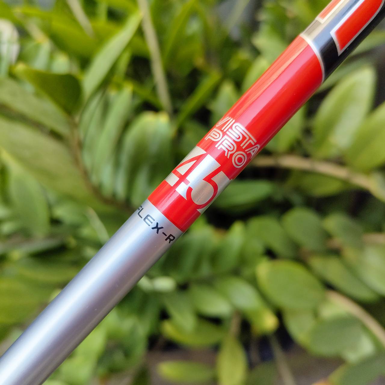 DRIVER TAYLORMADE M5 องศา9 ก้าน FUJIKURA VISTA PRO FLEX R ก้านพรีเมี่ยมเบามาก แค่ 45 กรัมเท่านั้น TWIST FACE หน้าเด้งมากๆ โหดแบบขีดสุด มี ส่วน POCKET ที่ SOLE ทำให้เด้งพลัง 5 เท่า ไขปรับทิศทาง ไม้กอล์ฟพรีเมี่ยมมือสอง By NakaraLuxurious