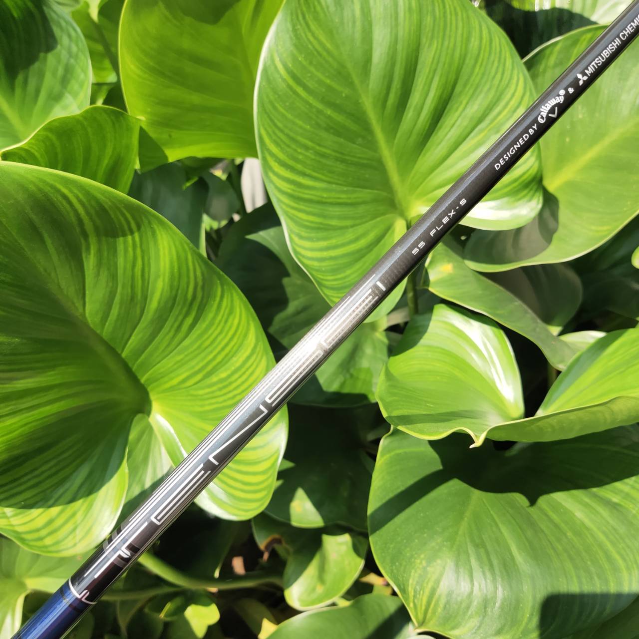 FW3 Taylormade Stealth ก้าน Mitsubishi TENSEI BLUE FLEX S ก้านดีมากตัวนี้ มี COVER แท้ 3D Carbon Crown กระดองแบบ 3 มิติ หน้าไม้ Twist Face® เสริมด้วย Thru-Slot Speed Pocket™ ไม้กอล์ฟพรีเมี่ยมมือสอง ของแท้ By NakaraLuxurious