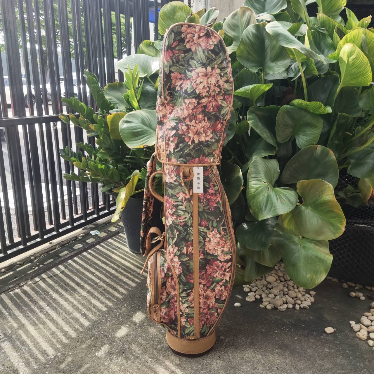 ถุงกอล์ฟมือสอง Fabric by Sanderson England งานผ้าคุณภาพสูง จากแบรนด์ดังสัญชาติอังกฤษ