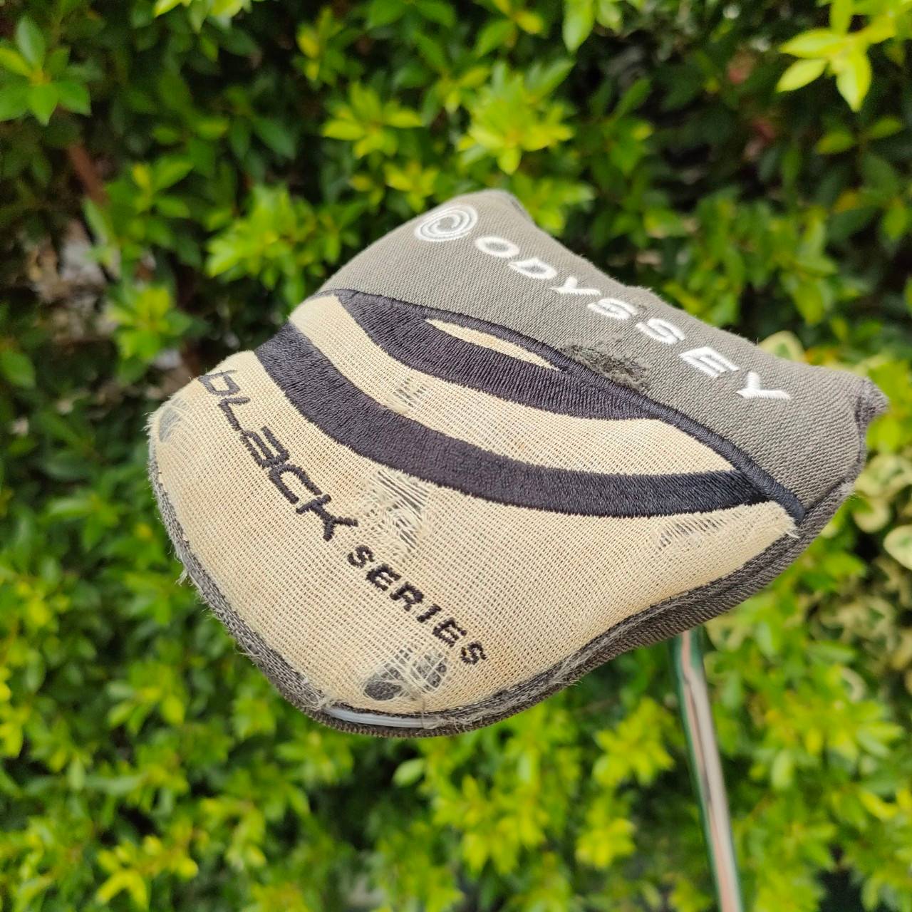 PUTTER ODYSSEY BLACK SERIES 2- BALL ความยาว 34 นิ้ว สวยมากๆเดิมๆ มีถ่วงทังสเตน ด้านหลัง ได้บล๊านซ์มากๆ ไม้กอล์ฟมือสอง ของแท้ BY NakaraLuxurious