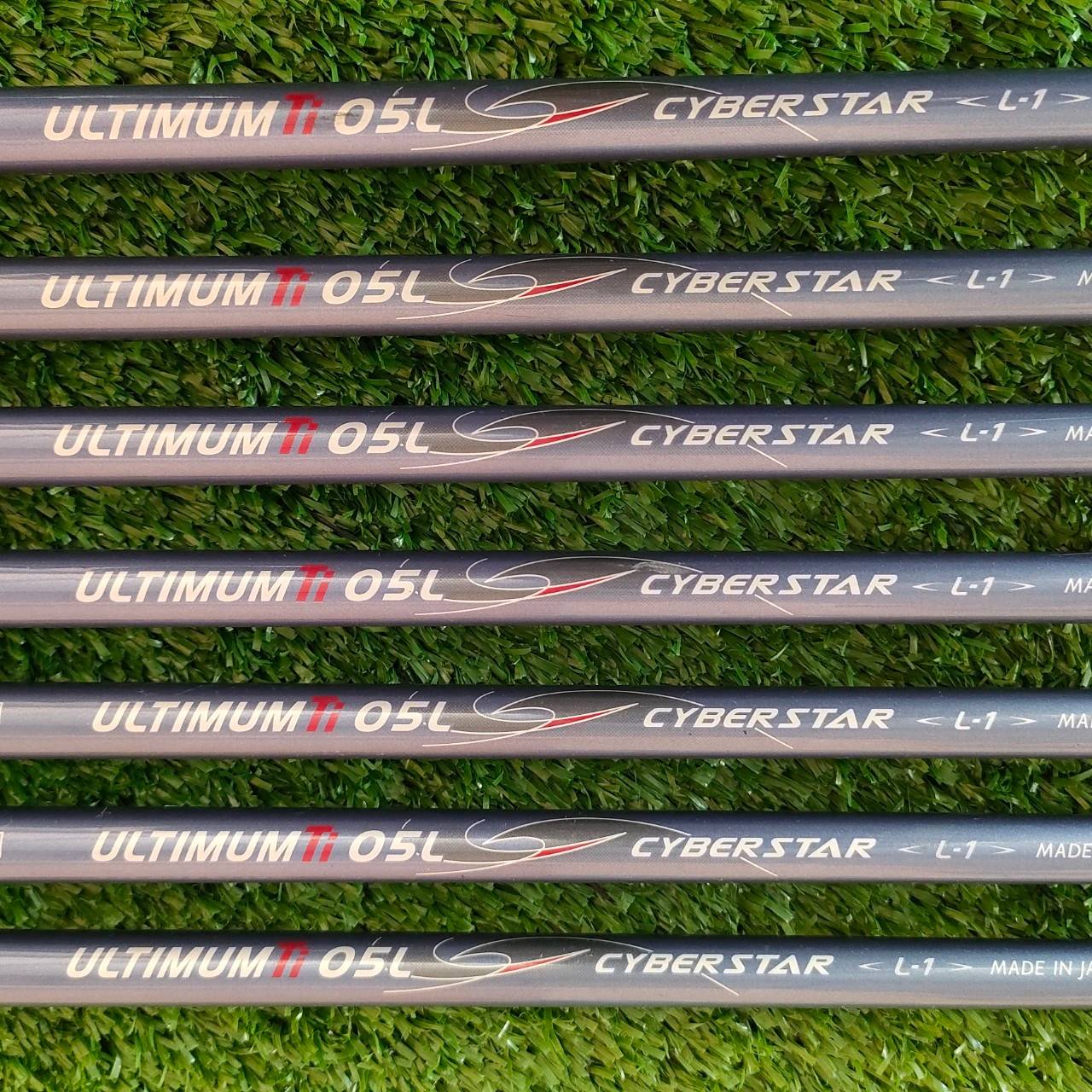 ** ไม้กอล์ฟสำหรับผู้หญิง ** ชุดเหล็ก YONEX CYBER STAR 5000FL มีเหล็ก 5-9 เเละ PW SW