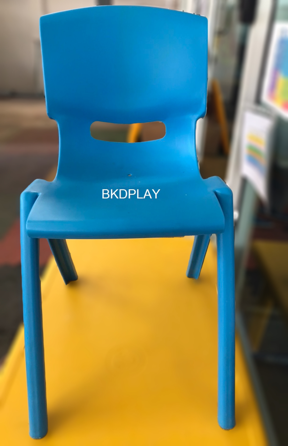 เก้าอี้พลาสติกหนาอย่างดี รุ่น44 เก้าอี้นักเรียนประถม-มัธยม เก้าอี้ผู้ใหญ่ เก้าอี้เอนกประสงค์ เก้าอี้โรงอาหาร ราคาโรงงาน สำหรับโรงเรียน มหาวิทยาลัย และศูนย์การค้า