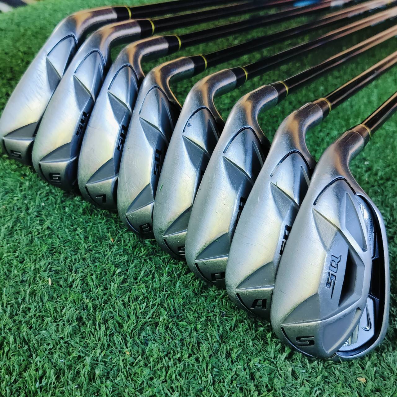 **ชุดเด็ด**Nike SQ Machspeed Irons ก้าน BASSARA FLEX R ทั้งชุด ก้านเทพ เหล็กหน้าเด้ง และออกแบบโพรง CAVITY ให้ตีง่ายแบบสุดๆ ไม้กอล์ฟพรีเมี่ยมมือสอง ของแท้ By NakaraLuxurious