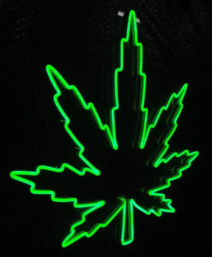 #ป้ายไฟนีออนดัดLEDรูปใบกัญชา