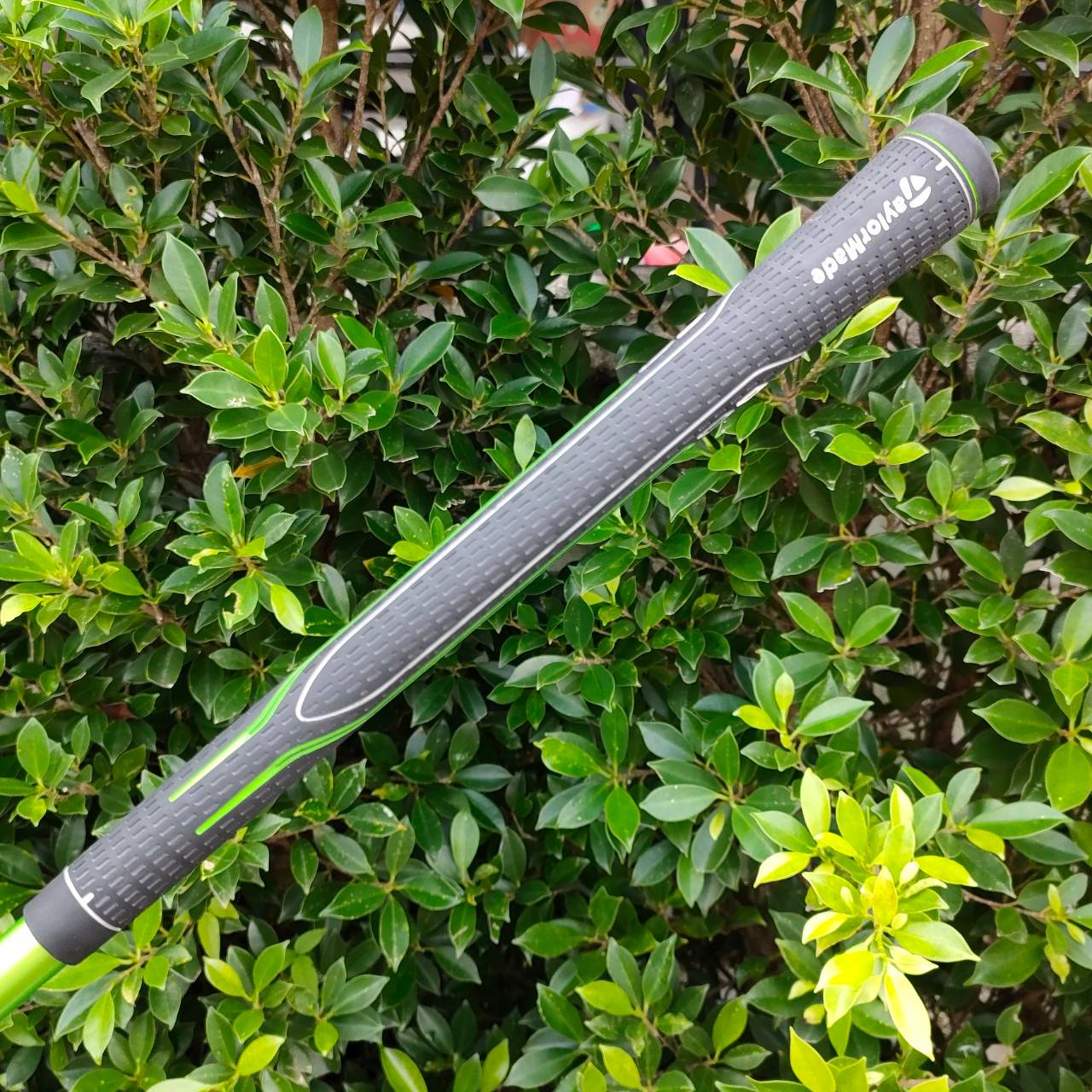 ชุดเหล็ก TAYLORMADE RBZ มีเหล็ก 4- 9 PW AW SW ชุด 9 ชิ้น ก้าน TAYLORMADE RBZ FLEX R เหล็กตีง่ายตีไกลและตีมันส์มาก