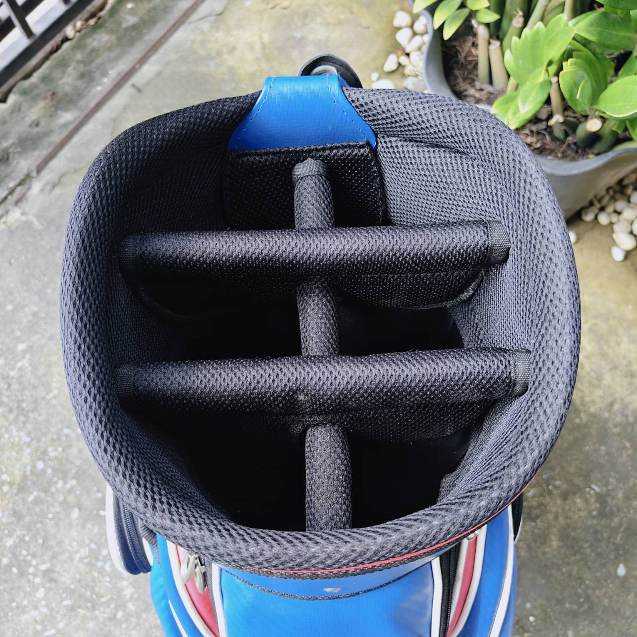 ถุงกอล์ฟ SUPERMAN มือสอง เป็นถุง TOUR ใส่ของได้จุกๆ