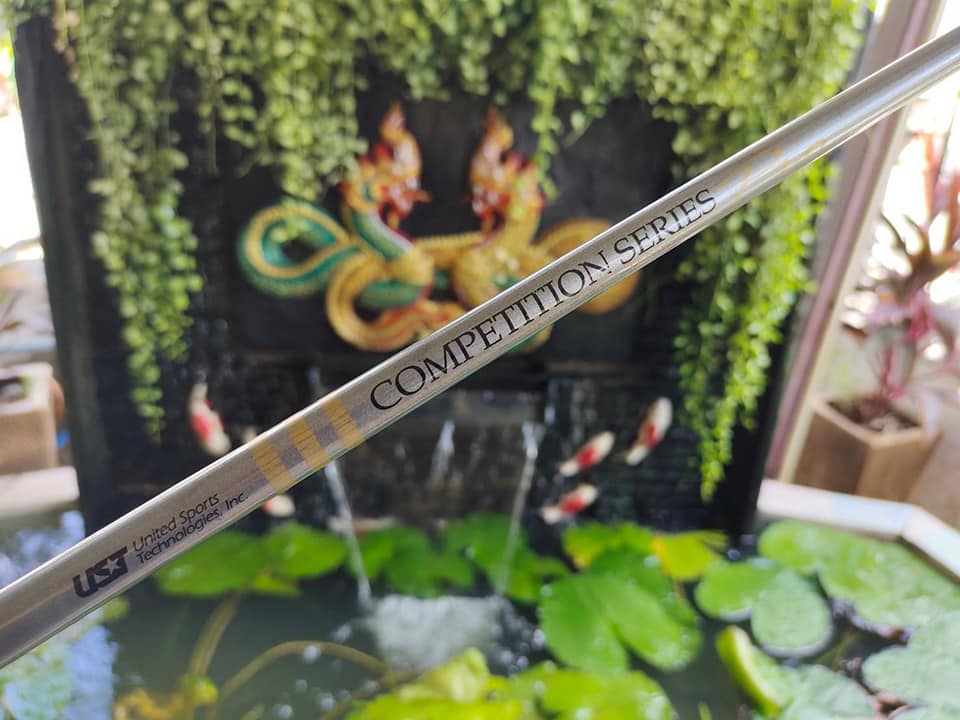 ชุดเหล็ก Taylormade r5 XL ** สำหรับสุภาพตรีตรี **