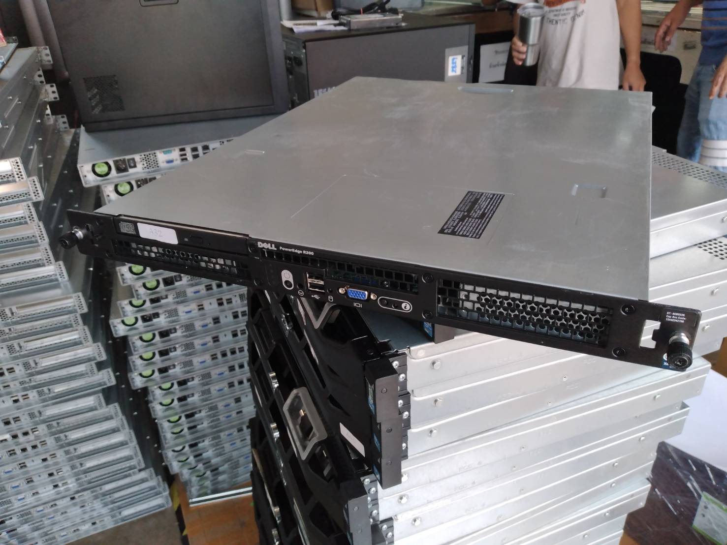 Server Dell R200
