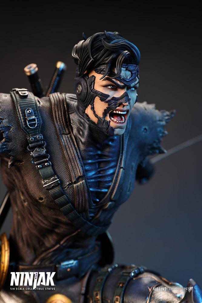 [สั่งจอง]Silver Fox 1/4 Valiant Legendary Scale Statue - Ninjak