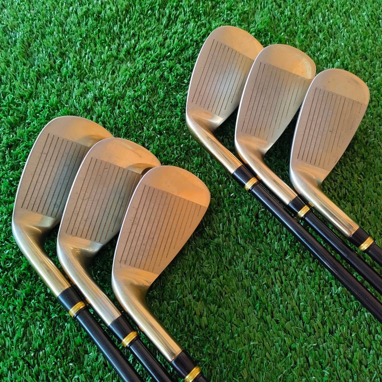 ชุดเหล็ก SWORD iZU MAX SNIPER มีเหล็ก 7-9 เเละ PW AW AS ก้าน SWORD SNIPER FLEX R เหล็ก HYBRID ทั้งชุดครับ