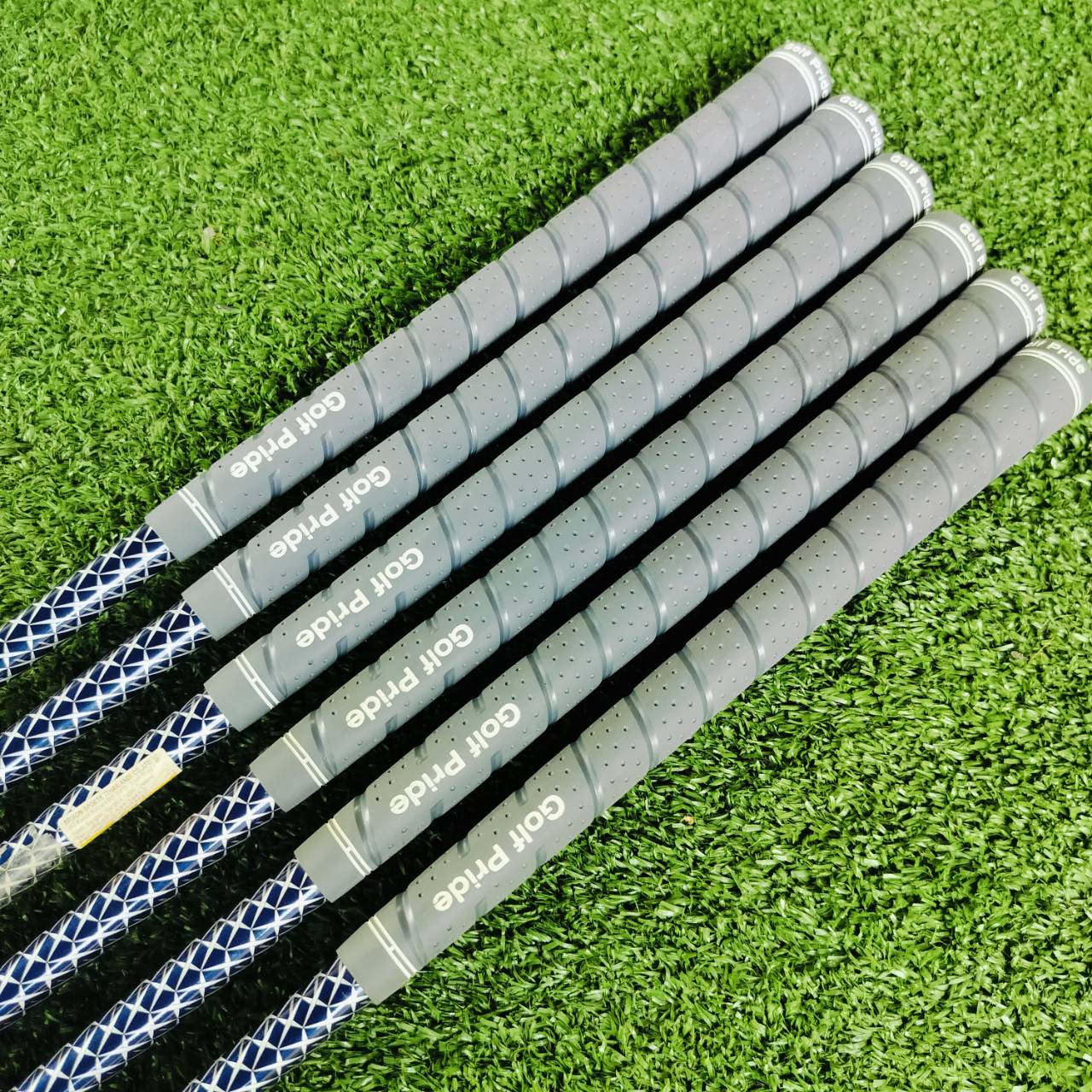 ชุดเหล็กพรีเมี่ยมญี่ปุ่นหน้าเด้ง!!! XXIO 9 หน้าใบเหล็กมีแผ่นหน้าเด้ง!!! ได้รางวัล GOLF DIGEST และชุดเหล็กอันดับ 1 ในญี่ปุ่น ไม้กอล์ฟพรีเมี่ยมญี่ปุ่นมือสอง ของแท้ By NakaraLuxurious