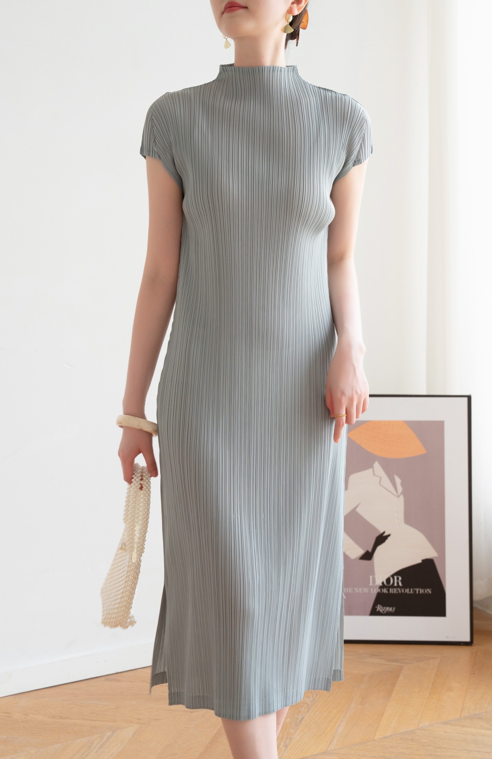 2MUAY GJO7876 เดรสพลีทคุณภาพ HIGH NECK CAP SLEEVE PLEAT DRESS 10 สี FREE SIZE