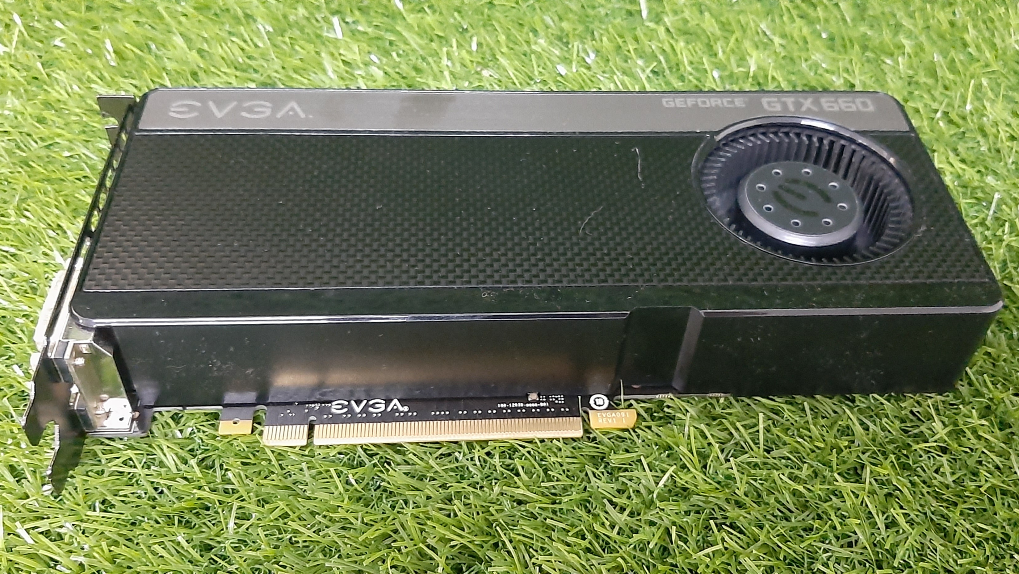 EVGA GeForce GTX660 2048MB GDDR5 192-Bit, Dual DVI-D, HDMI, DP สภาพดี มือสอง ประกันร้าน 1 เดือน