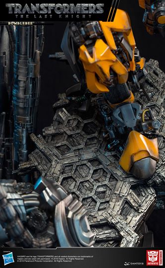 [สั่งจอง]DAMTOYS CLASSIC SERIES:23" (CS013)TRANSFORMERS – BUMBLEBEE