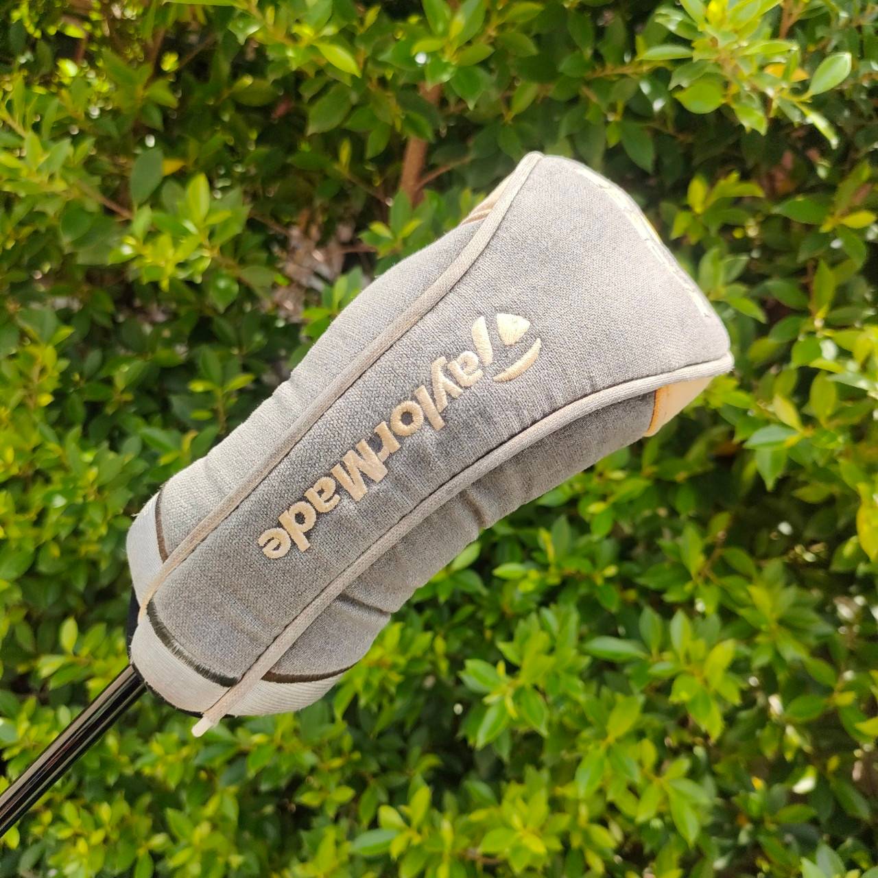 HYBRID 3 TAYLORMADE RESCUE องศา 19 ก้าน RE*AX FLEX S รุ่นนี้เป็นรุ่นสร้างชื่อที่สุด ของ RESCUE ตีง่ายมากๆ ไม้กอล์ฟมือสอง ของแท้ BY NakaraLuxurious