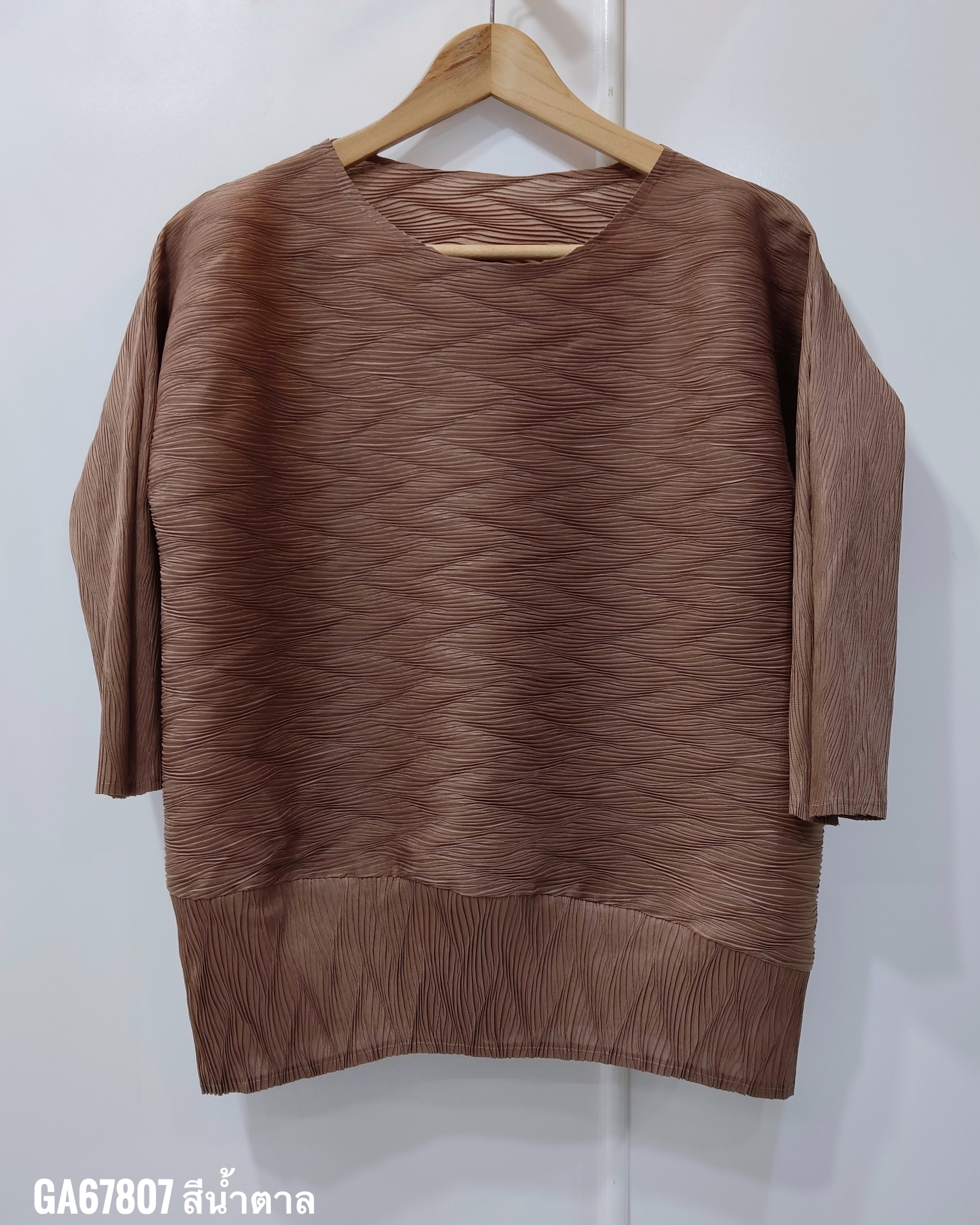 อกถึง44ยาว23นิ้ว 2MUAY รุ่น GA67807 เสื้ออัดพลีท LONG SLEEVE PLEATED TOP 8 สี FREE SIZE