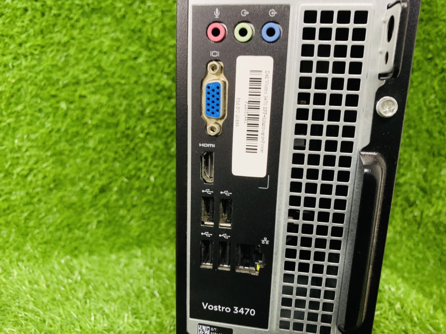 Dell Vostro 3470 SFF คอมพิวเตอร์ตั้งโต๊ะ i5-8500 Ram 4 GB HDD 1 TB