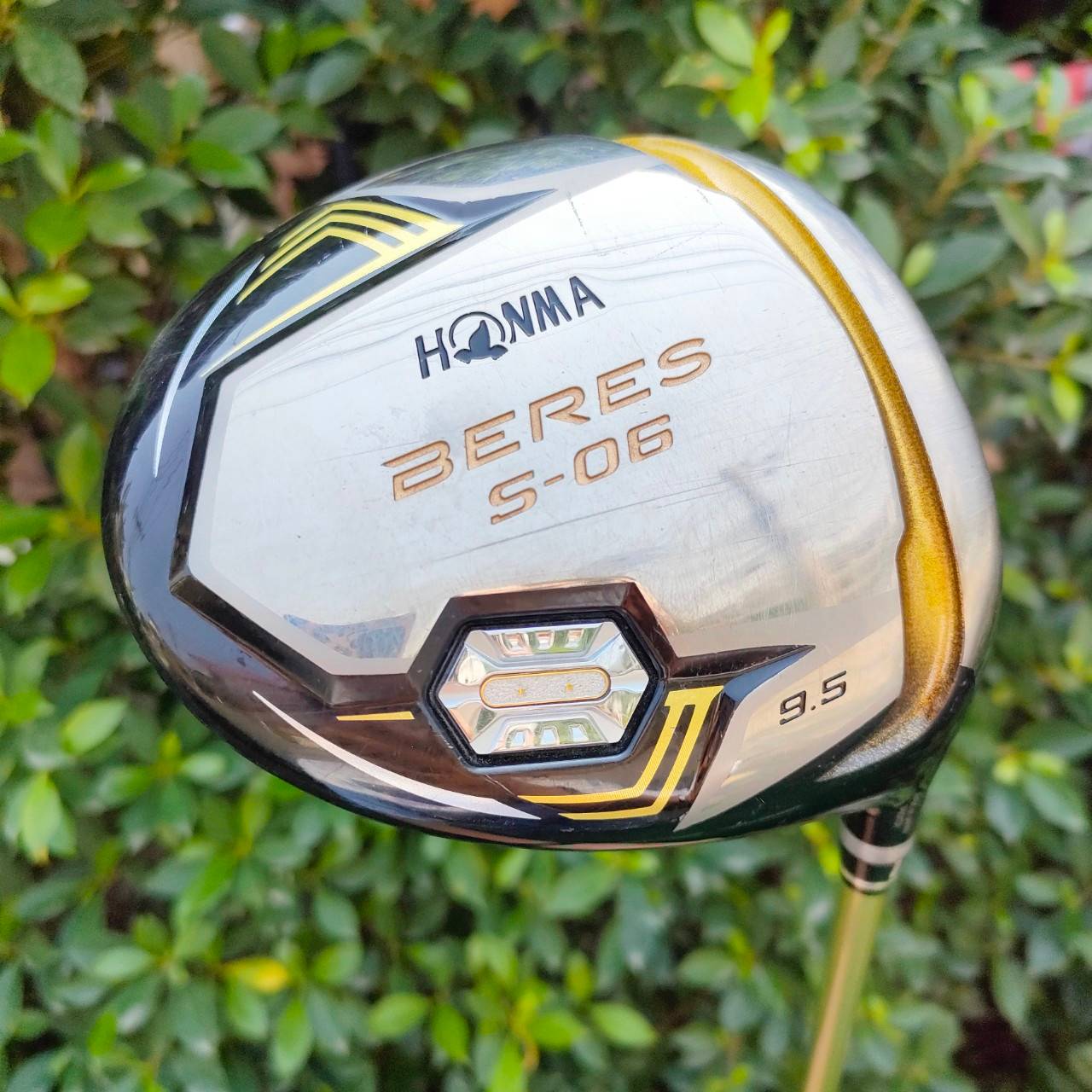 DRIVER HONMA BERES S-06 องศา 9.5 ก้าน ARMRQ X FLEX S ** ก้านระดับ 2 ดาว ** สุดยอดของสุดยอดพรีเมี่ยม ก้านถัก 10 ชั้น