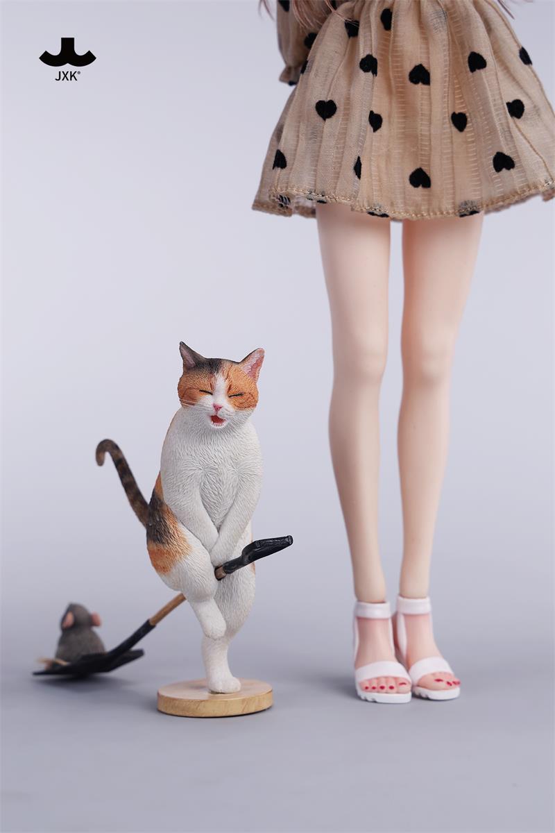 [สั่งจอง] JXK 1/6 : Folded Eared Cat Figurine V2