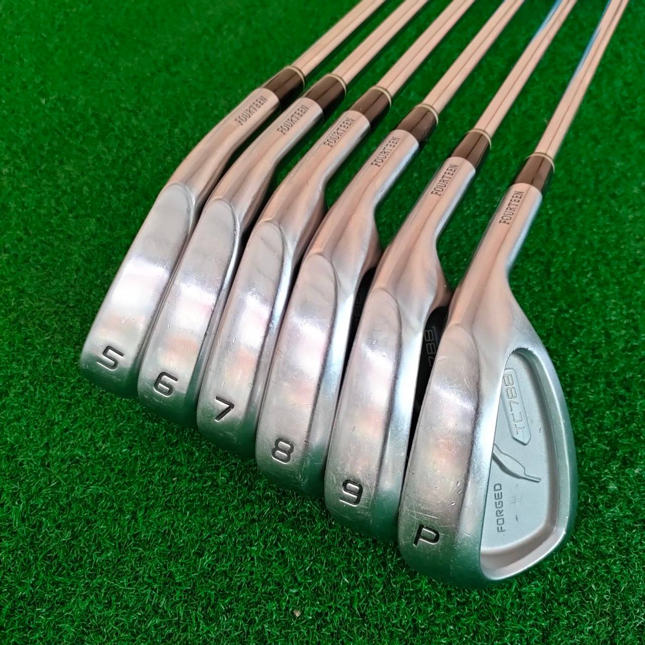 ชุดเหล็ก FOURTEEN TC788 มีเหล็ก 5-9 PW ทั้งหมด 6 ชิ้น ก้าน KS 8001 SHIMADAGOLF