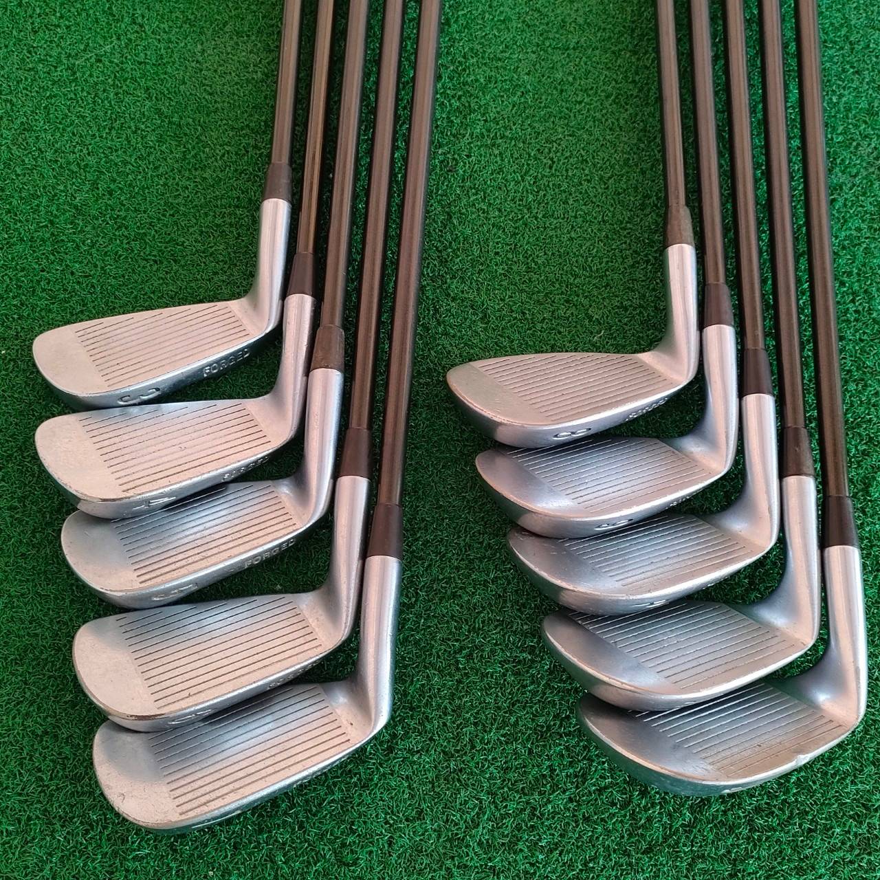 ชุดเหล็ก KOOL CAT FORGED BY WOOD BROS สุดยอดชุดเหล็ก VINTAGE FORGED CAVITY ที่หาหันเยอะมาก ชุดนี้เดิมๆ ก้านเดิม คงสภาพได้สวยมาก