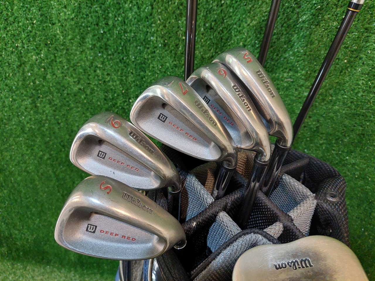 ไม้กอล์ฟครบชุดสุดพรีเมี่ยม WILSON DEEPRED ชุดเหล็กเป็นรุ่น FAT SHAFT