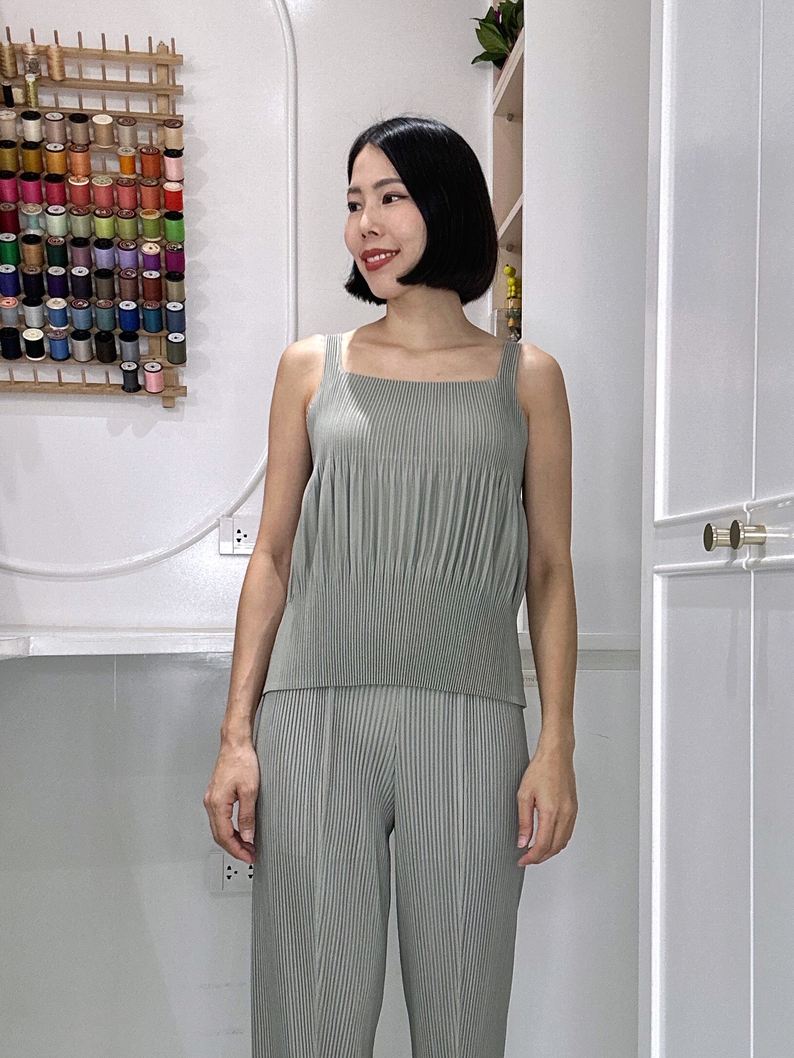 ปรับราคาลง20%!! 2MUAY GJO5161 เสื้อพลีทคุณภาพ THICK SQUARE NECK PLEATED TANK TOP 14 สี FREE SIZE