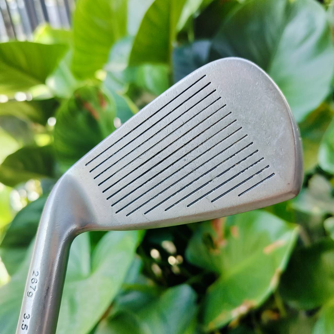 ชุดเหล็ก AQUAMARINE SPADE ก้านผลิตโดย FUJIKURA FLEX R ก้านเบาตีสบาย คุณภาพดี ตีง่าย ใบไม่ใหญ่ แต่มี CAVITY ชดเชยสูง ไม้กอล์ฟพรีเมี่ยมมือสอง ของแท้ By NakaraLuxurious