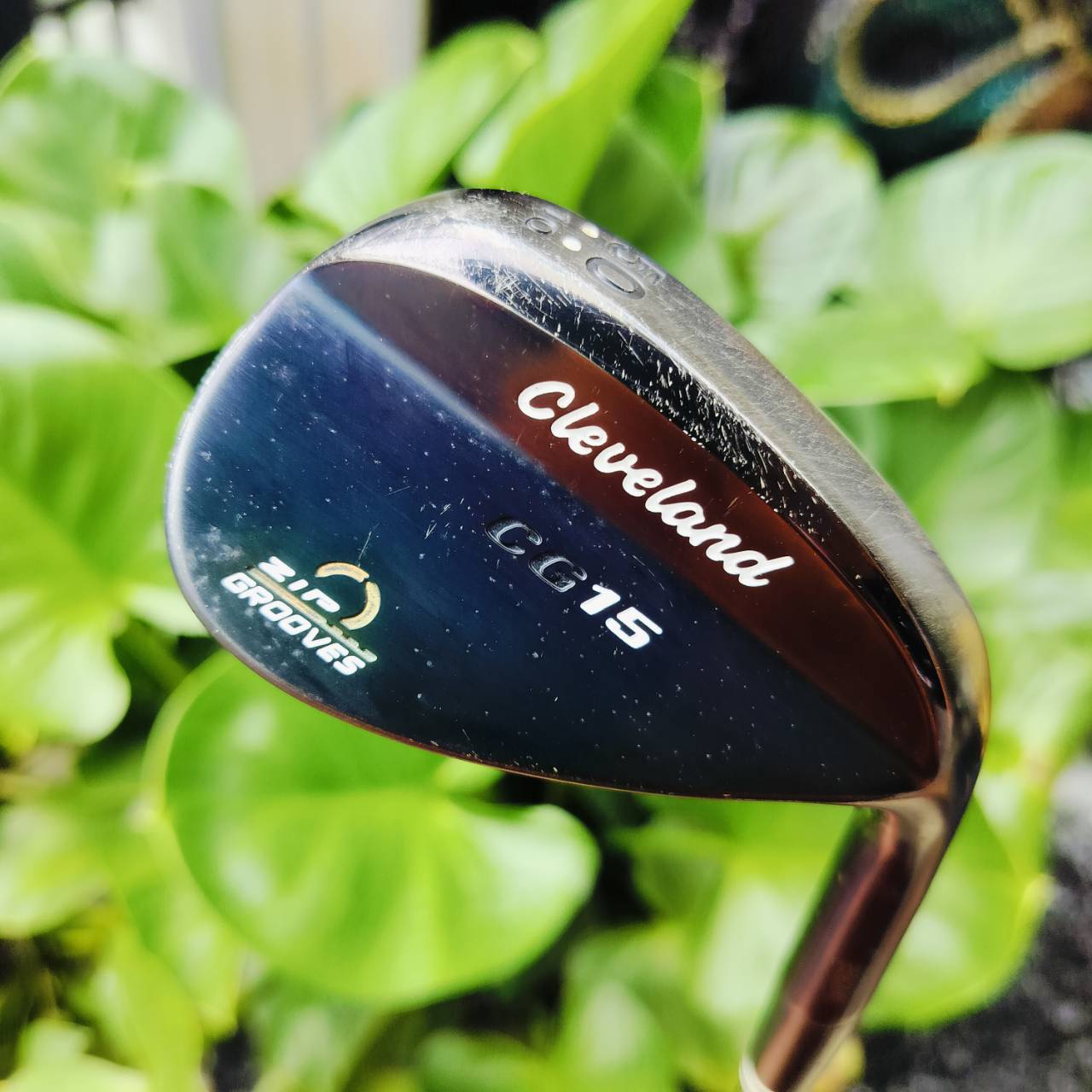WEDGE CLEVELAND CG15 องศา 50 BOUNCE 10 เป็นรุ่น ZIP GROOVE ร่องสี่เหลี่ยม เหมือนซิป สปินจัดมากๆกว่าปกติ และยังมี LASER MILLED อีกชุด รับรองตก หยุด ถอยหลัง เจ้าตำหรับ WEDGE ไม้กอล์ฟพรีเมี่ยมมือสอง ของแท้ By NakaraLuxurious