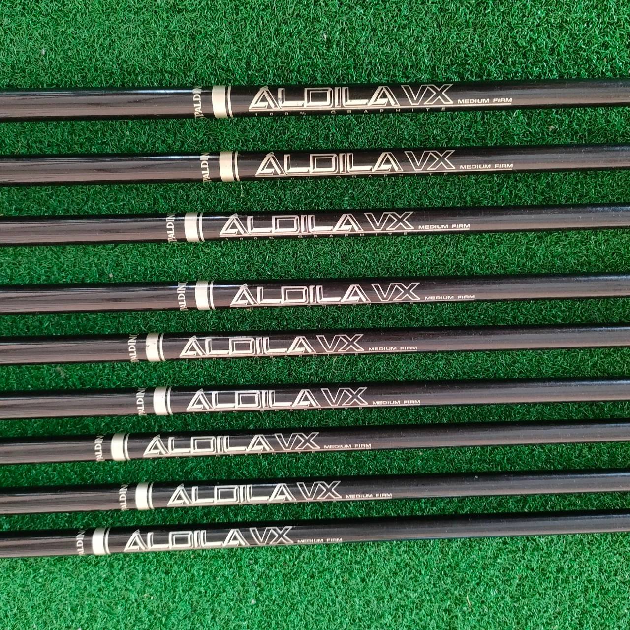 ชุดเหล็ก SPALDLNG PRO TRIUMPH มีเหล็ก 3-9 PW SW ก้าน ALDIAVX สภาพสวยสมบูรณ์ ใบใหญ่ตีง่าย ก้านเบานุ่ม ตีสบายๆครับ