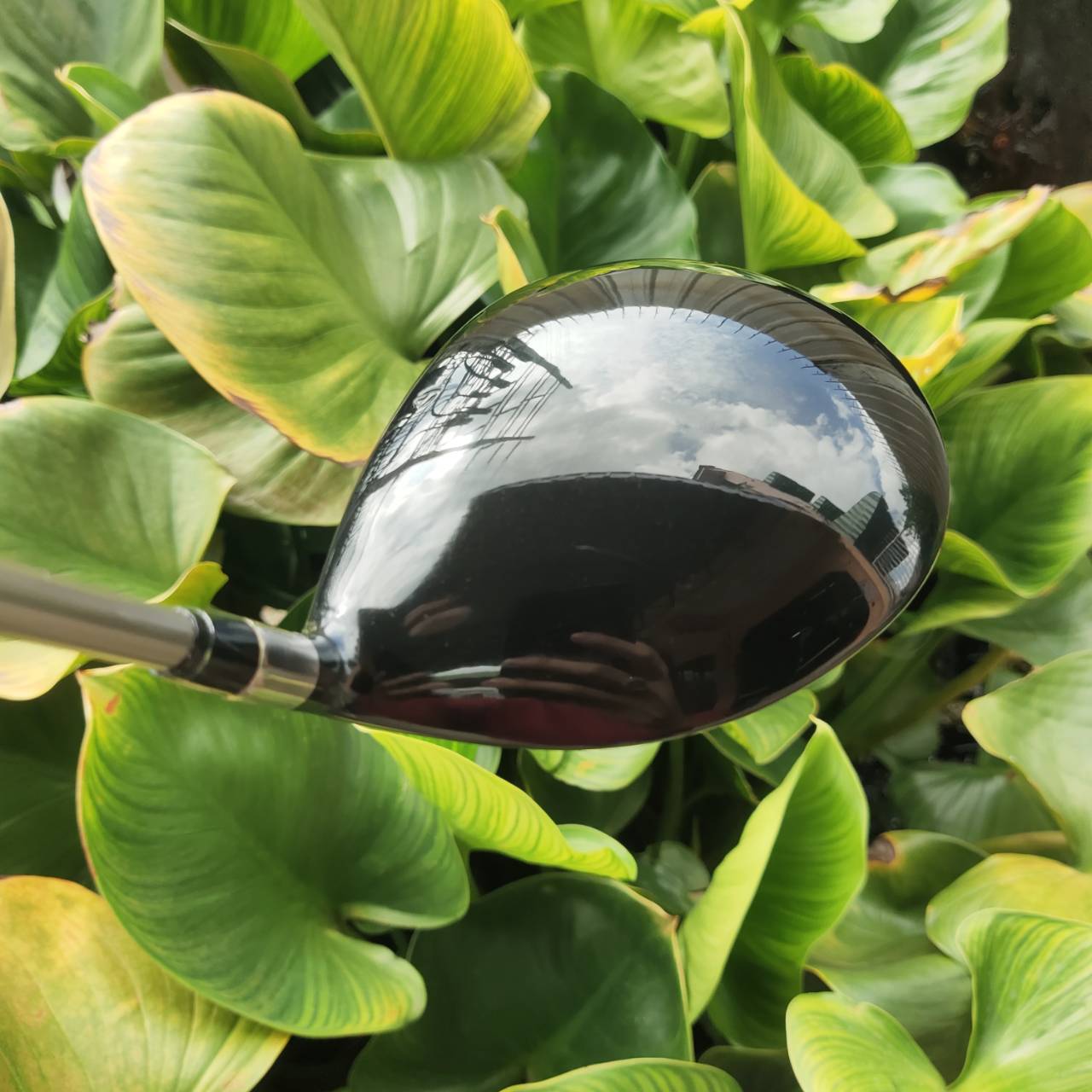 Driver Taylormade R7 XR เป็นรุ่นพรีเมี่ยมญี่ปุ่นของ Taylormade (JDM) ออกบบให้หน้าเด้ง ก้านเบา