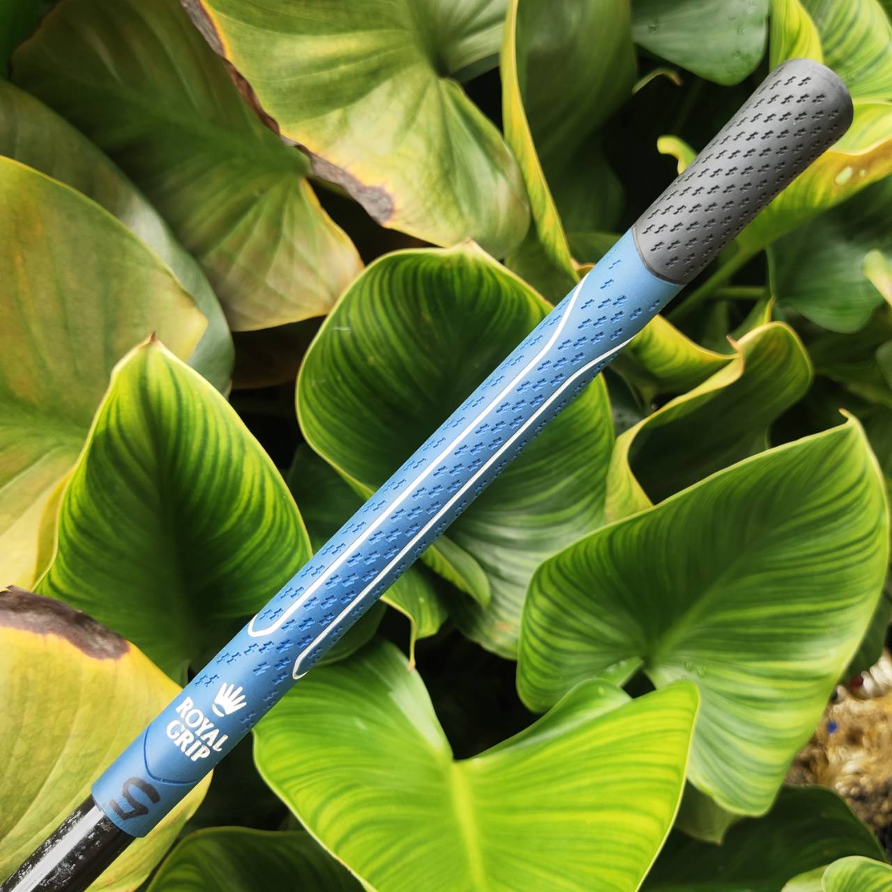 เหล็ก 5 TaylorMade r7 XR เป็นตระกูลพรีเมี่ยมญี่ปุ่นของแบรนด์ JDM เน้นตีสบายๆก็ไกล ตีง่ายมาก