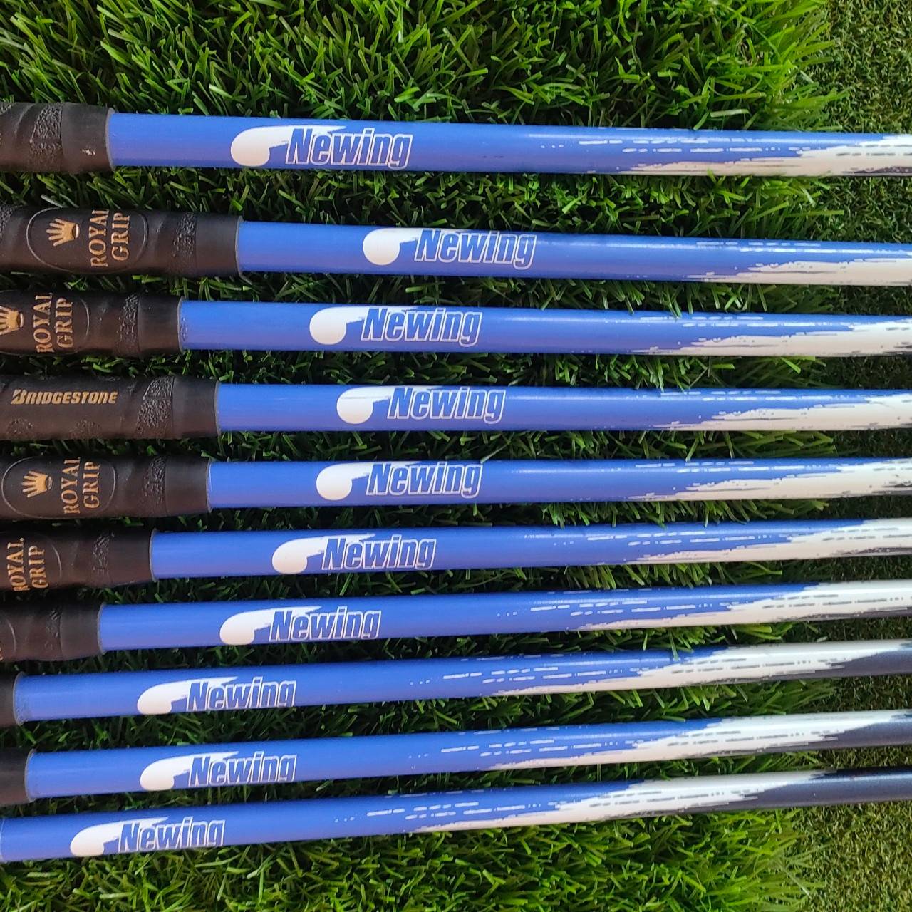 ชุดเหล็ก BRIDGESTONE TOUR BRIDGE NEWING มีเหล็ก 3-PW SW P/S ชุดใหญ่ 10 ชิ้น ก้าน HARMOTE NEWING FLEX R ก้านเบา เน้นตีตรง ตีง่ายๆ สบายๆ สภาพสวยๆ กริพสวยครับ