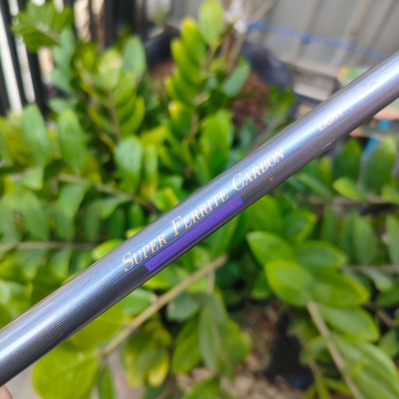 ** มีรอยบุบ 1 จุด ** DRIVER CLEVELAND HI BORE องศา 9.5 ก้าน SUPER FERRITE CARBON FLEX S-2 กระดองปาดลง ตำให้จุด CG ลงต่ำเป็นอย่างมาก ตีลูกลอยง่าย เด้งไกล ไม้กอล์ฟพรีเมี่ยมของแท้ By NakaraLuxurious