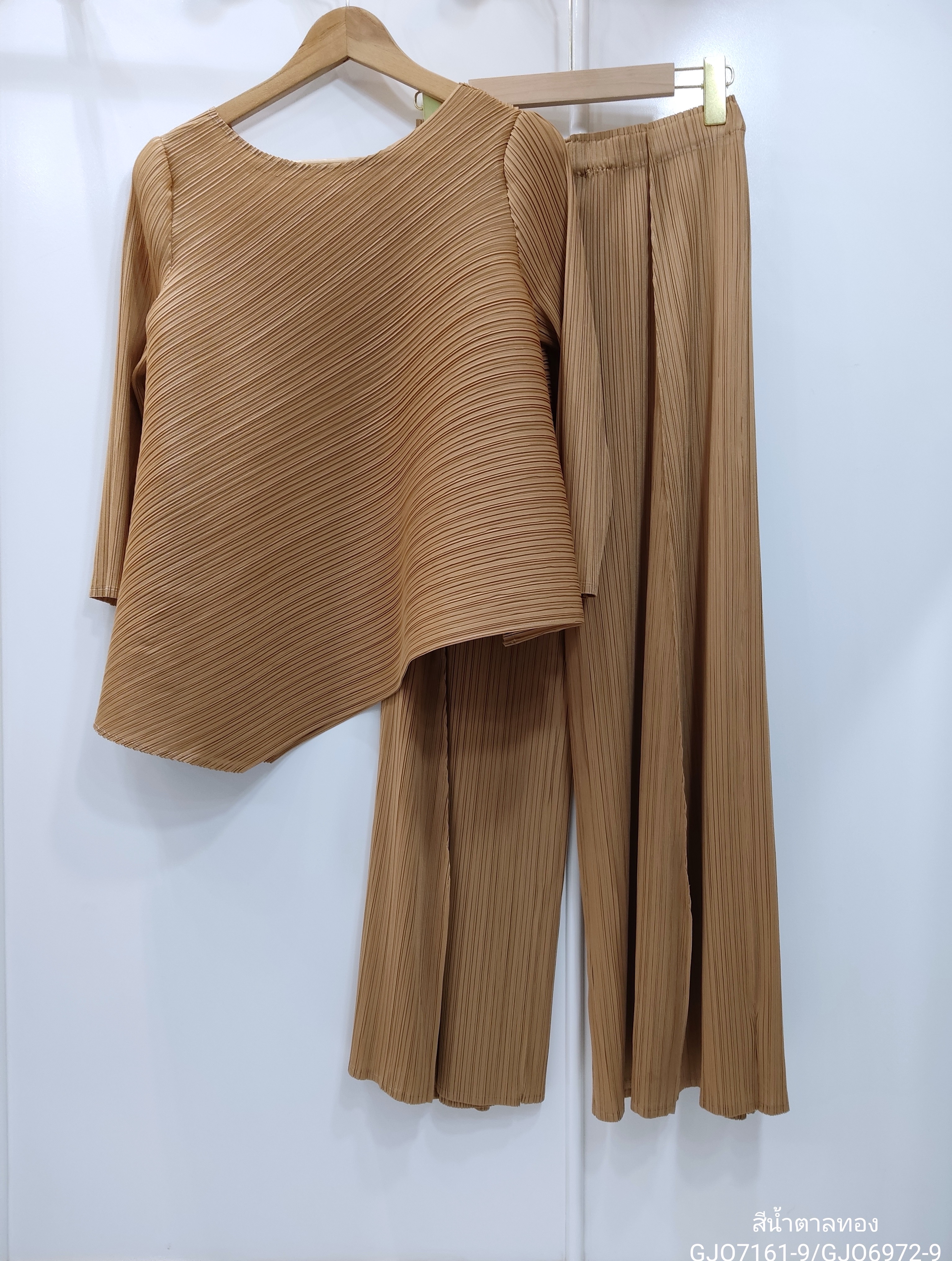 กก ยาว 37.5นิ้ว 2MUAY รุ่น GJO7161 / GJO6972 ASYMMETRIC PLEATED SET ชุดอัดพลีท เซ็ตพลีทคุณภาพ 5สี FREE SIZE