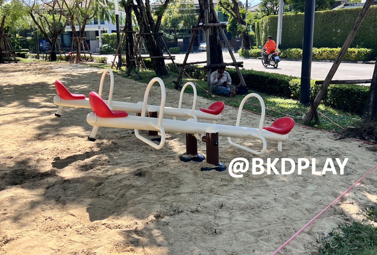 ไม้กระดก, ม้ากระดก ไม้กระดก 4 ที่นั่ง 2 คาน ของเล่นเด็ก สินค้าพร้อมส่ง คิดค่าส่งตามจริง สินค้าราคาโรงงาน